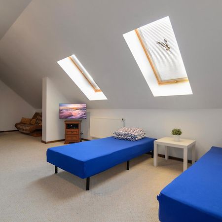 Pionow Rodzinne Apartamenty Urocza 10 Криница Морска Екстериор снимка