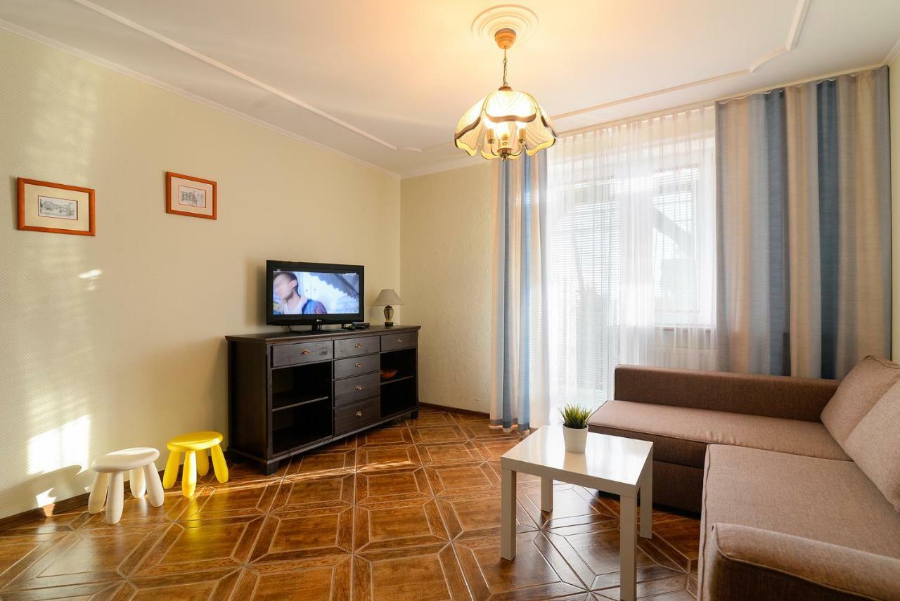 Pionow Rodzinne Apartamenty Urocza 10 Криница Морска Екстериор снимка